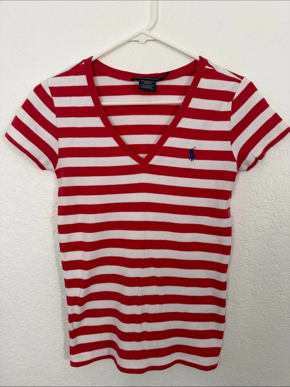 Y2K Ralph Lauren Sport Striped V-Neck Tee in Red & White Size Medium Like New